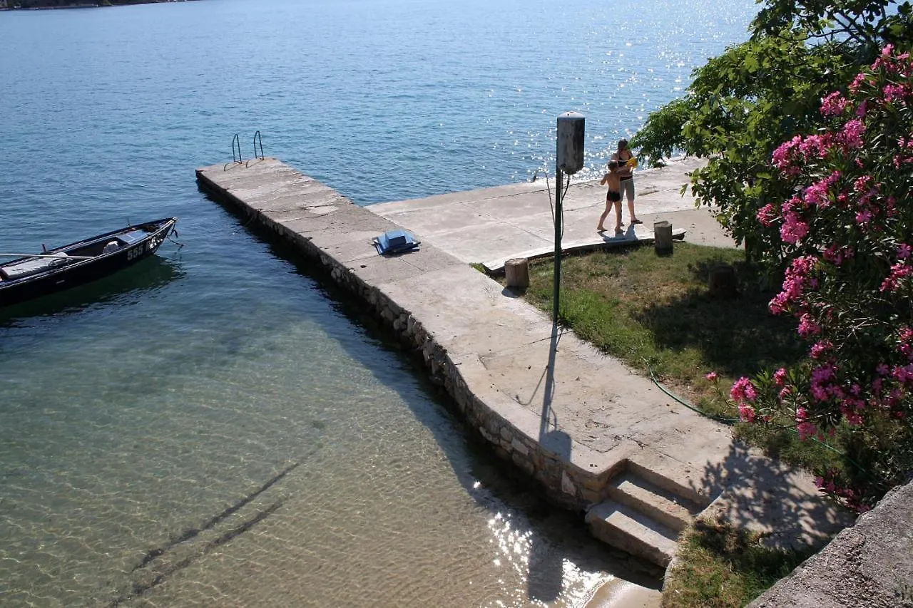 Apartments And Rooms By The Sea Supetarska Draga - Gornja, Rab - 11579
